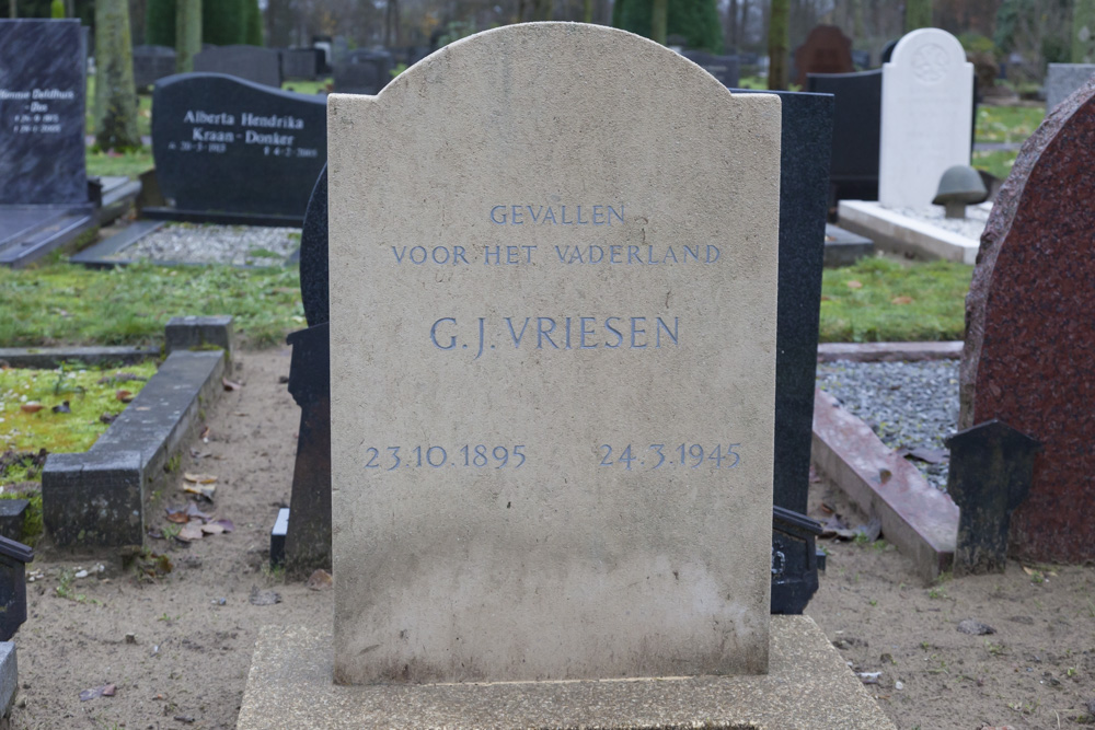 Dutch War Graves General Cemetery Winterswijk #2