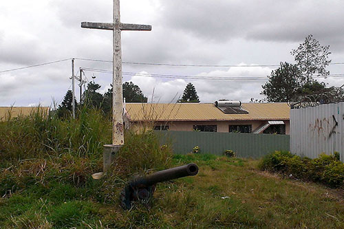 Cross of Remembrance & Japanese Gun