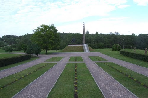 Soviet War Cemetery Vietalva #1