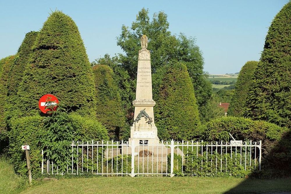 Oorlogsmonument Saint-Aubin-Château-Neuf #1