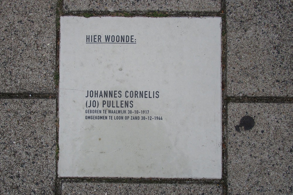 Memorial Stone Putstraat 36 #1