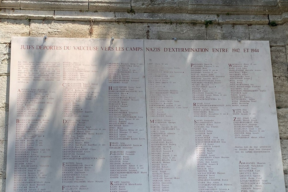 War Memorial Avignon