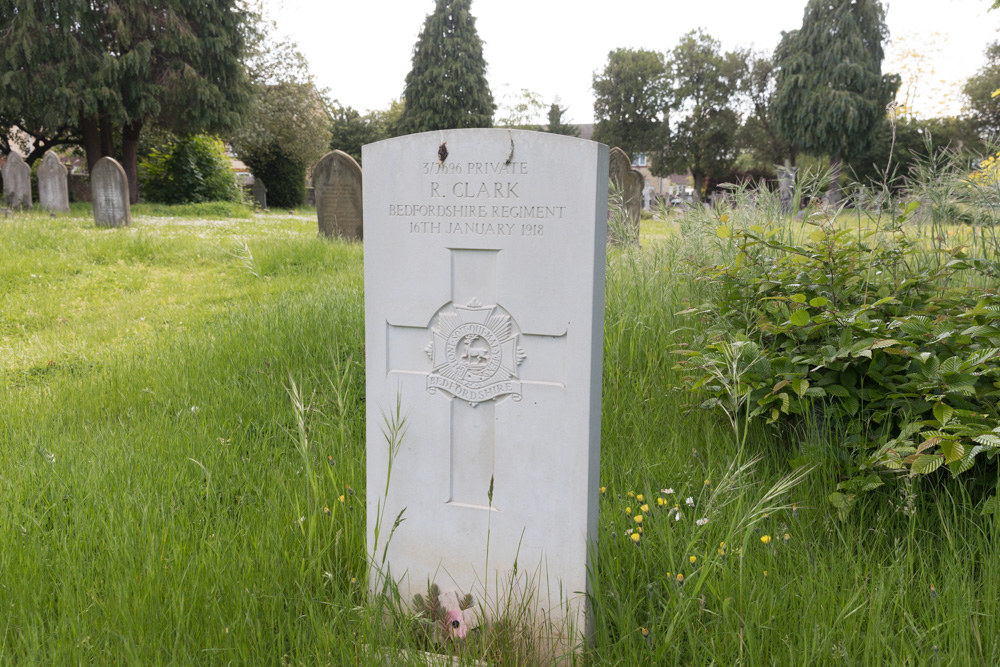 Commonwealth War Graves Biggleswade Cemetery #4