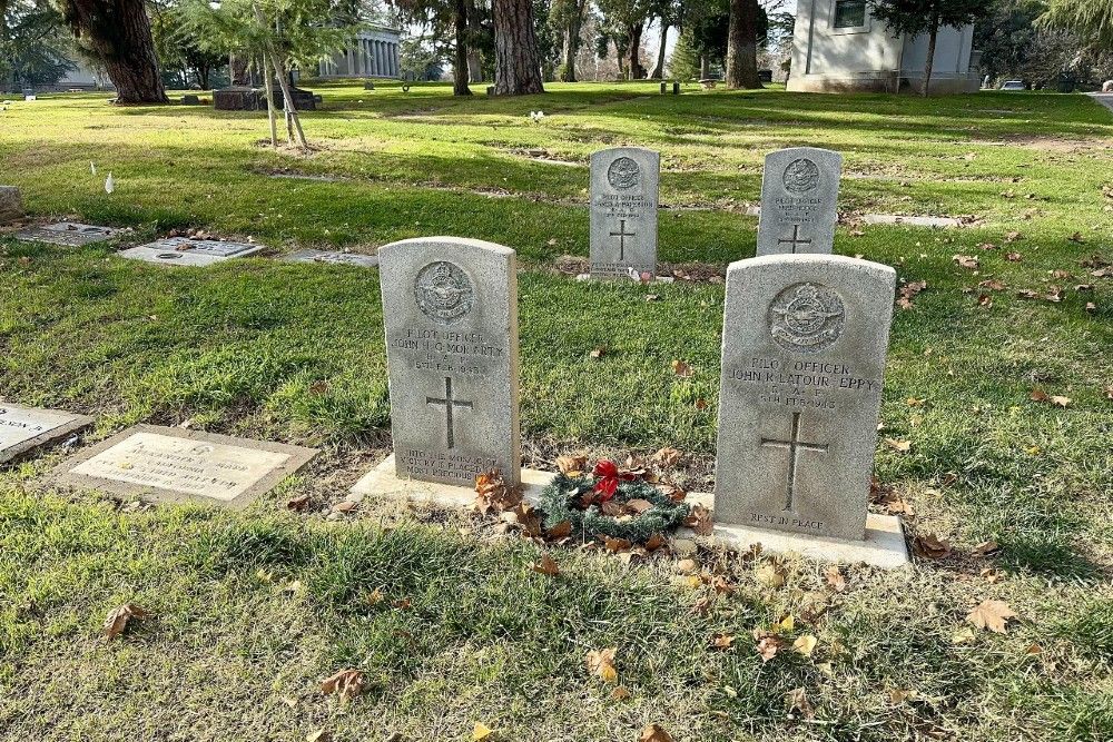 Commonwealth War Graves East Lawn Cemetery #1