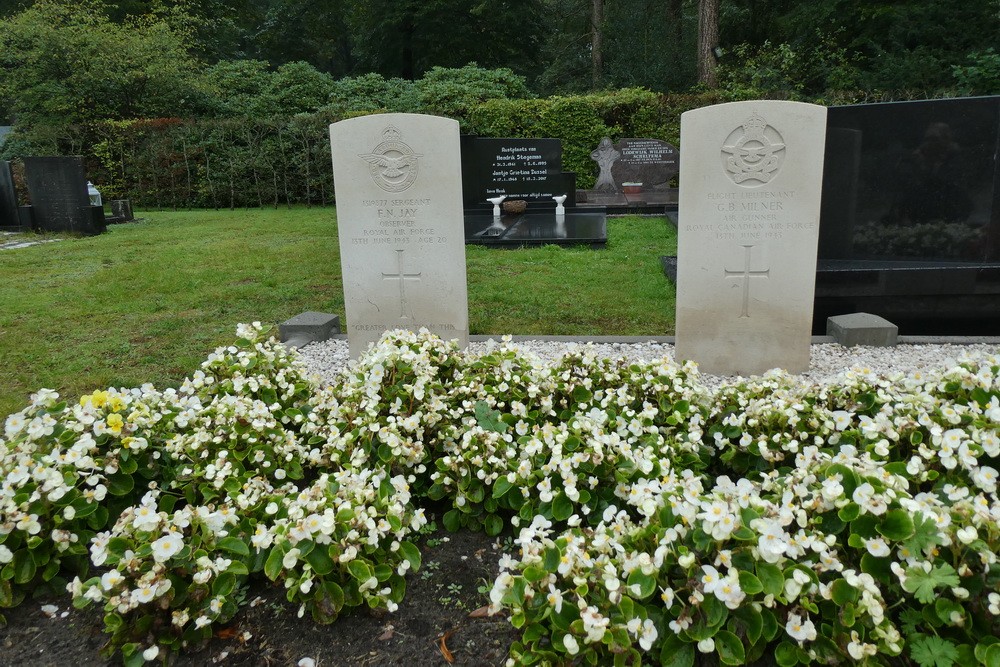 Oorlogsgraven van het Gemenebest Gemeentelijke Begraafplaats Westerbork #2