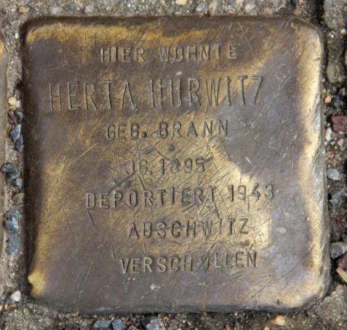 Stolpersteine Turmstrae 40