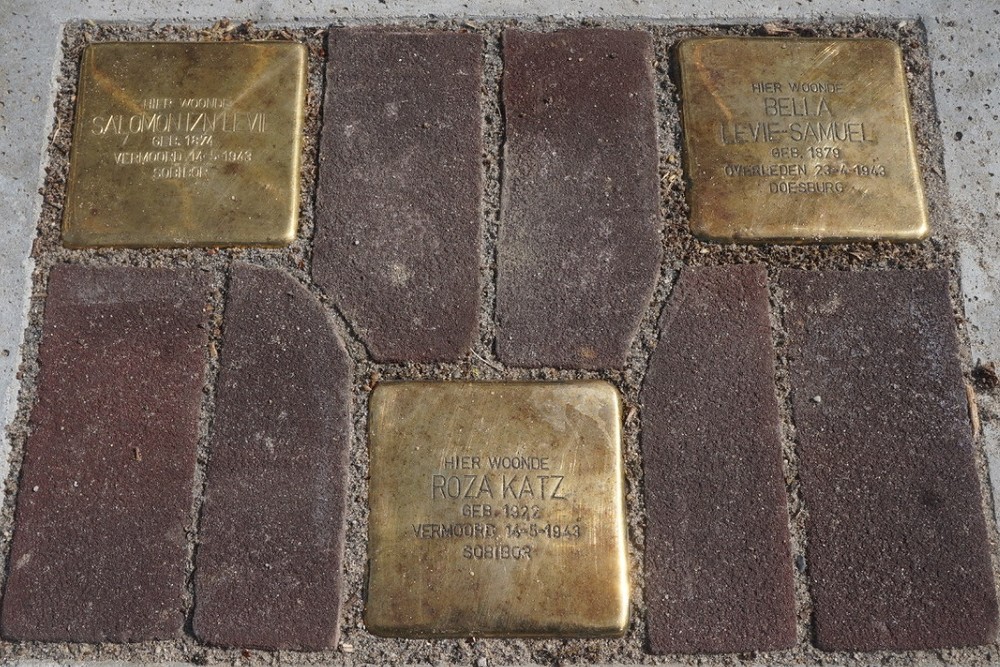 Stolpersteine Zilverakkerweg 22 (voorheen nummer 2) #1