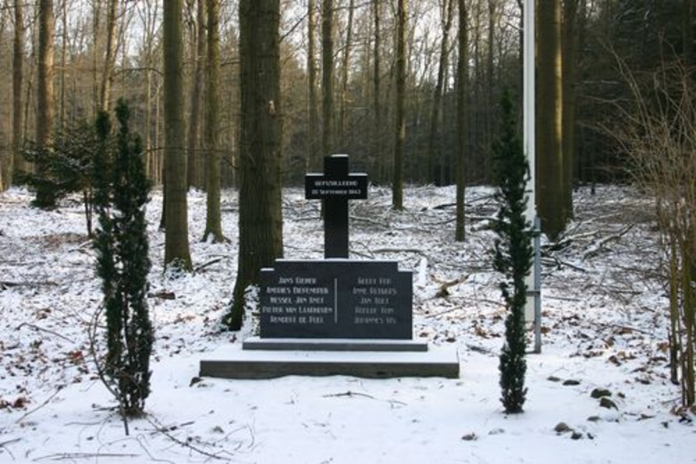 Verzetsmonument Kamp Westerbork #1