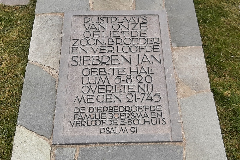 Nederlandse Oorlogsgraven Protestant Kerkhof #1