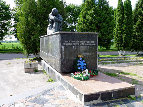 Memorial & Cemetery Oflag 365 #2