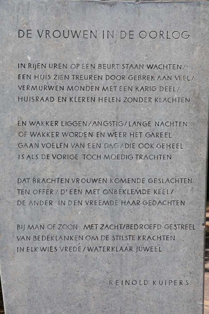 Monument 'De vrouwen in oorlogstijd' #2