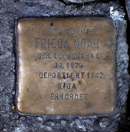 Stolpersteine Rosenthaler Strae 42