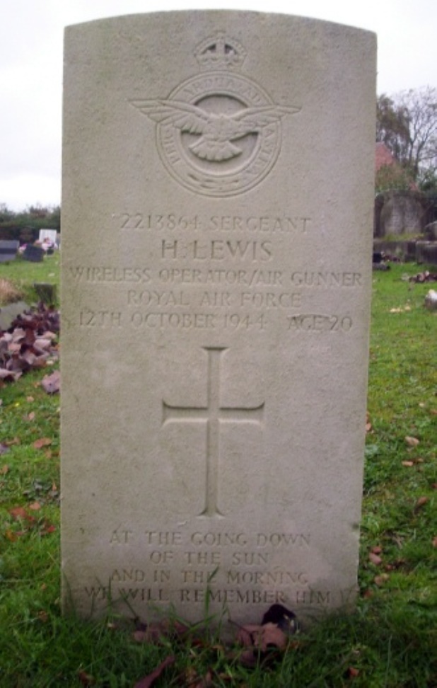 Oorlogsgraf van het Gemenebest Harworth Cemetery