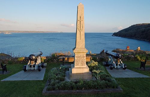 Oorlogsmonument Cawsand en Rame #1