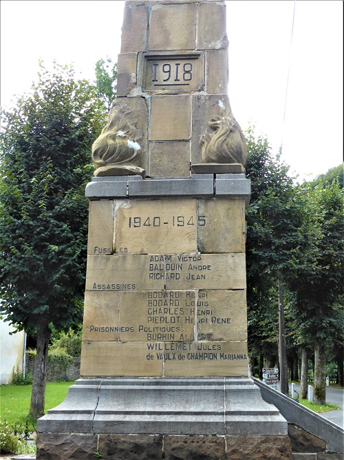War Memorial Bouillon #4