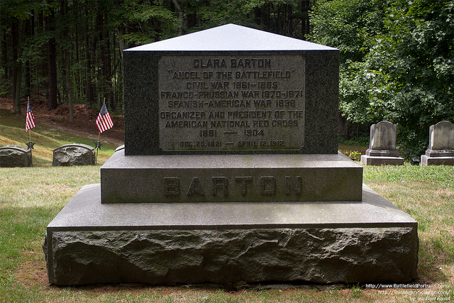 Grave of Clarissa 