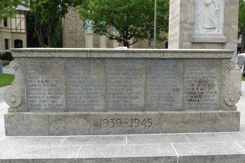 Oorlogsmonument Westmount #2