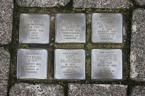 Stolpersteine Weingasse 1