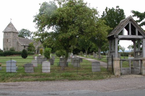 Oorlogsgraven van het Gemenebest St. Mary Magdalene Churchyard #1