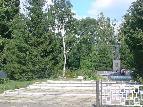 Mass Grave Soviet Soldiers Shamraivka #1