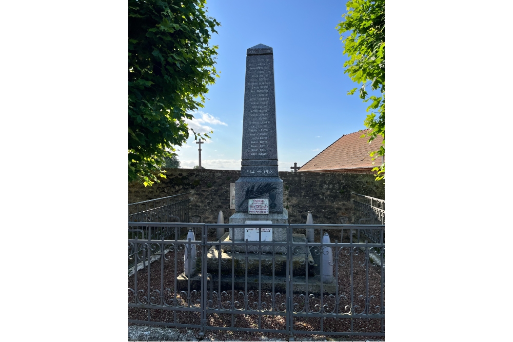 Oorlogsmonument Allerey #1