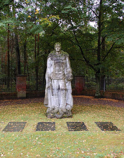 Soviet War Cemetery Stendal #5