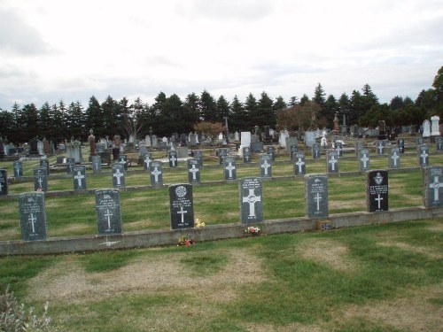 Commonwealth War Graves Ashburton Cemetery #1