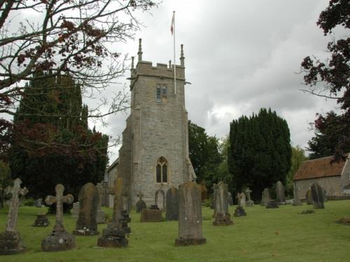 Commonwealth War Graves St. Peter Churchyard