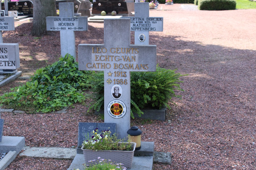 Belgian Graves Veterans Kinrooi #3