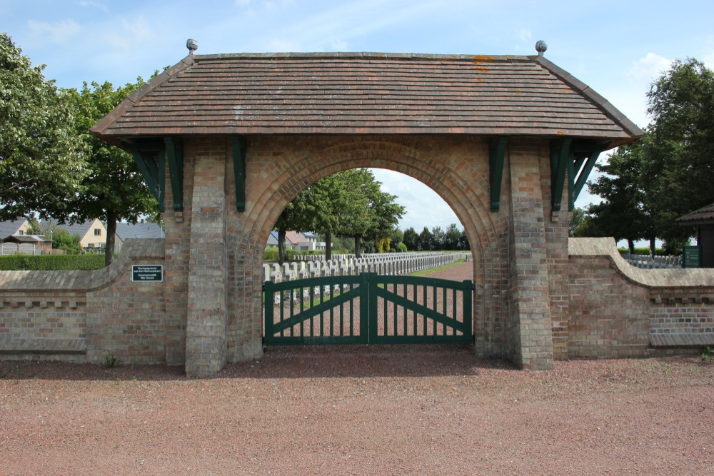 Belgian War Cemetery Hoogstade #1