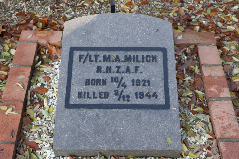 Commonwealth War Graves General Cemetery Woudenberg #2