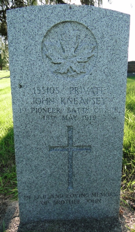 Commonwealth War Grave Credit River Catholic Cemetery #1