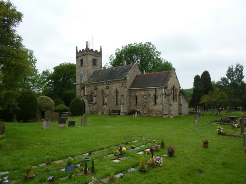 Oorlogsgraf van het Gemenebest St. Oswald Churchyard #1