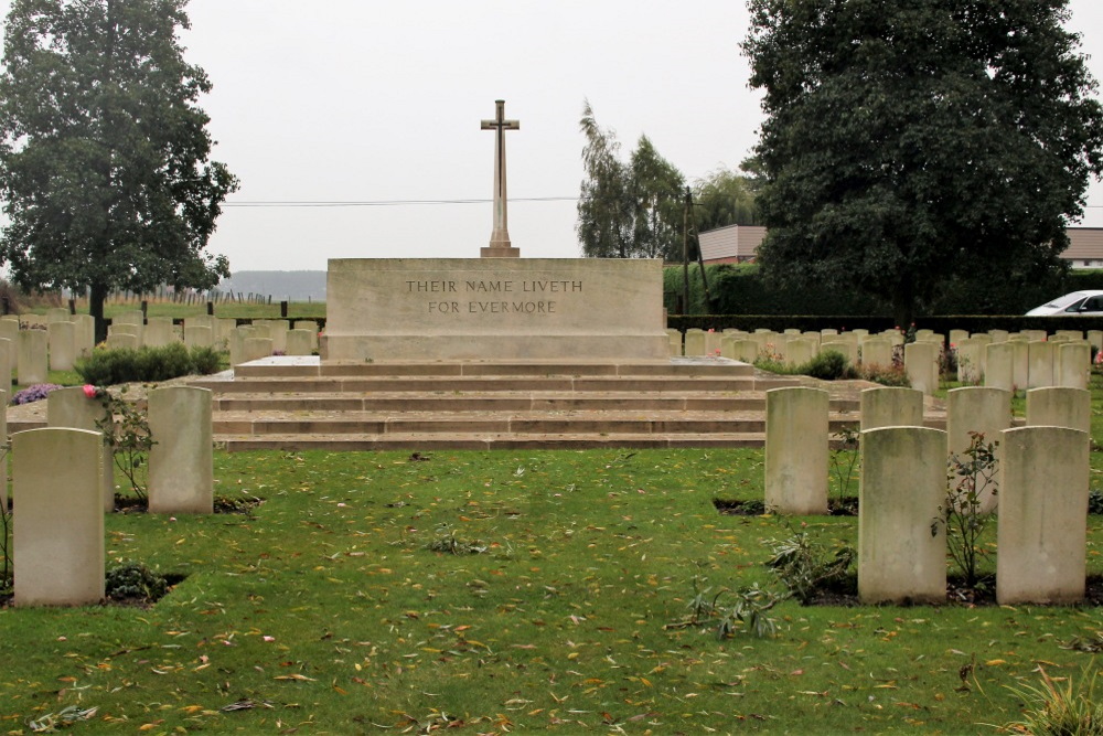Rue-du-Bois Commonwealth War Cemetery #4