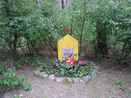 Field Grave Russian Soldier