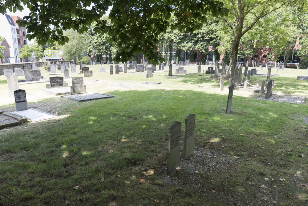 Grave Resistance Fighter Old Municipal Cemetery Hardenberg #3