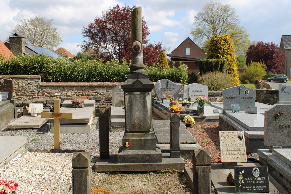 Belgian War Grave Wadelincourt #1