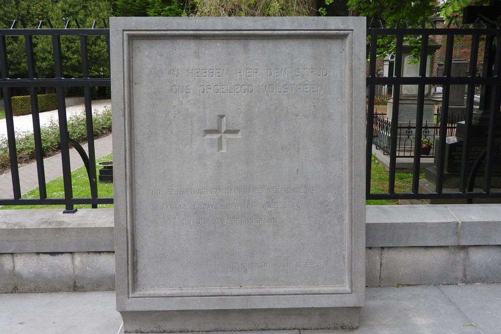 Memorial Chapel General Cemetery Heerlen #2