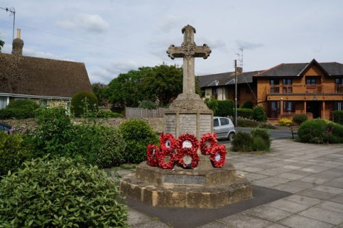 Oorlogsmonument Bishops Cleeve #2