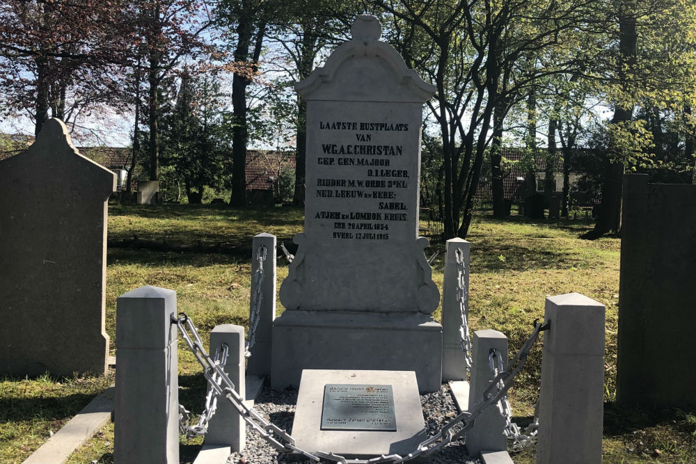 Grave War Veteran Cemetery Soesterweg