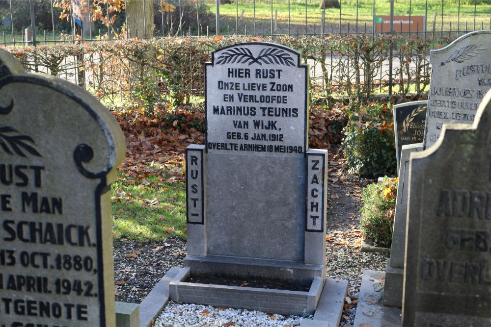 Dutch War Graves Protestant Cemetery Zoelen