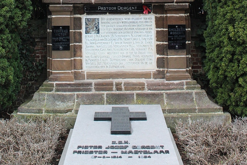 Grave Monument Pastor Dergent #1