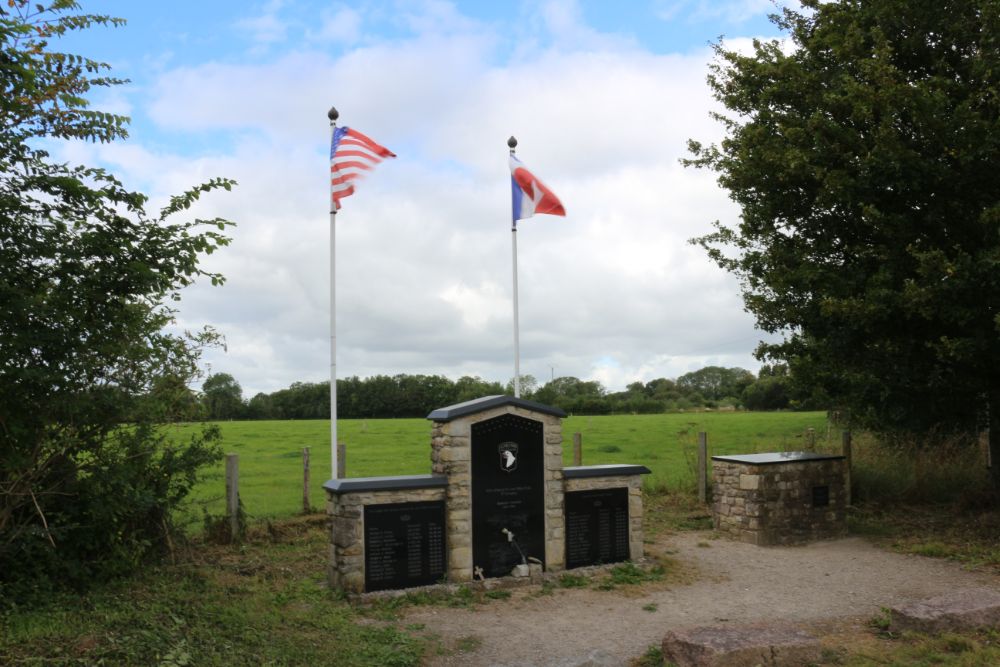 Monument Brecourt Manor