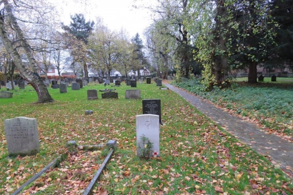 Oorlogsgraf van het Gemenebest Christ Church Churchyard