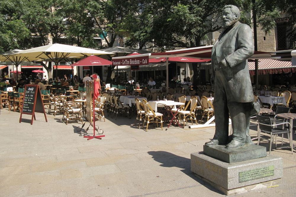 Statue of Jean Jaurs