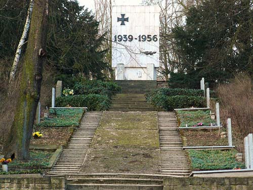 Cemetery of the Polish Heroes Poznań-Citadel #1