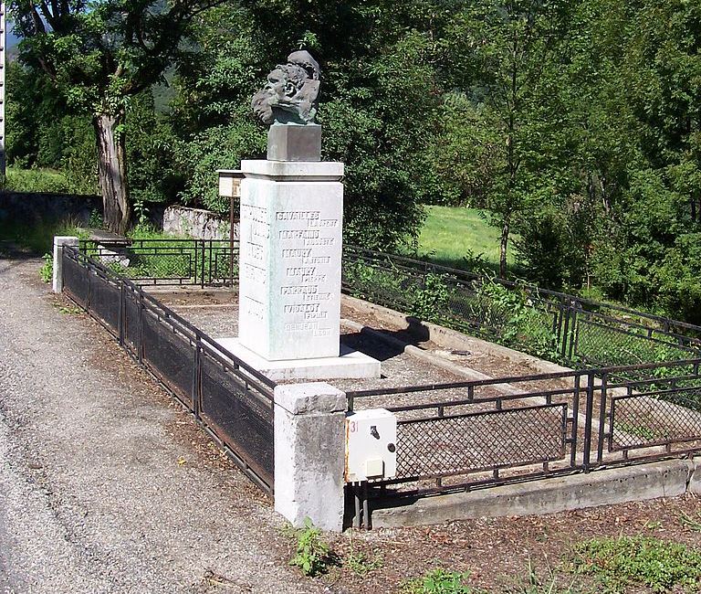 Monument Eerste Wereldoorlog Capoulet-et-Junac #1