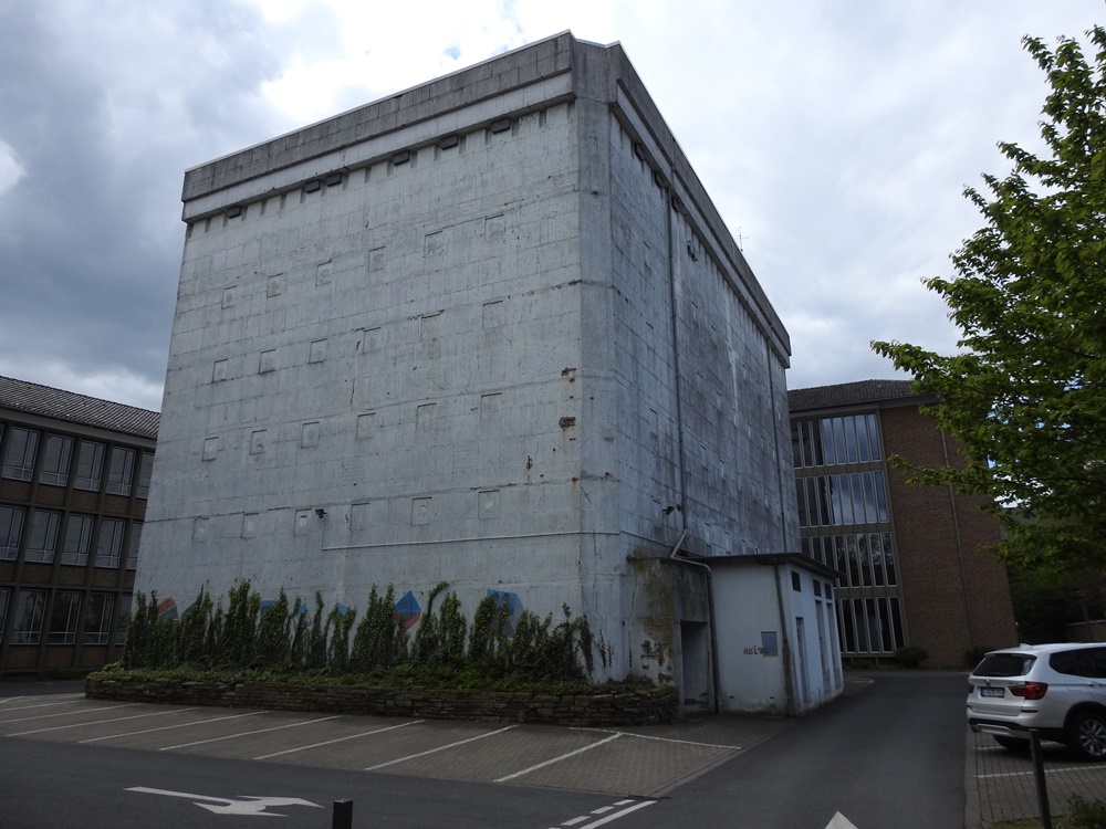 Air-raid Shelter Von-Kluck-Straße #2