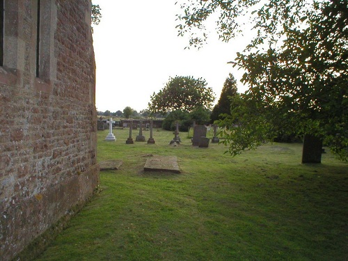 Commonwealth War Grave St. Mary Churchyard #1