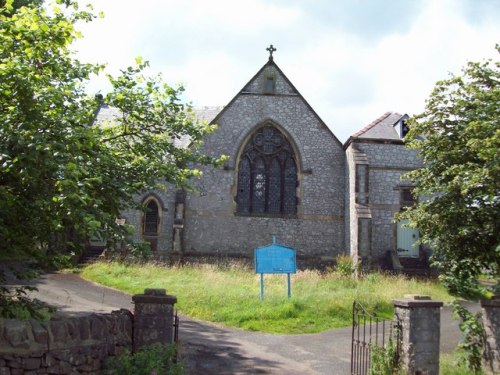 Commonwealth War Graves Holy Trinity Churchyard